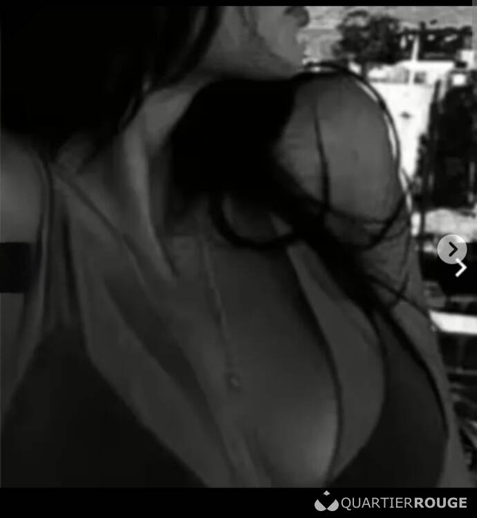 Priv&eacute; Natasha Blue