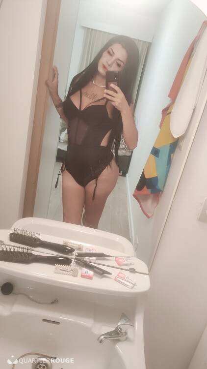 Priv&eacute; Charito Aylanie latin arabic