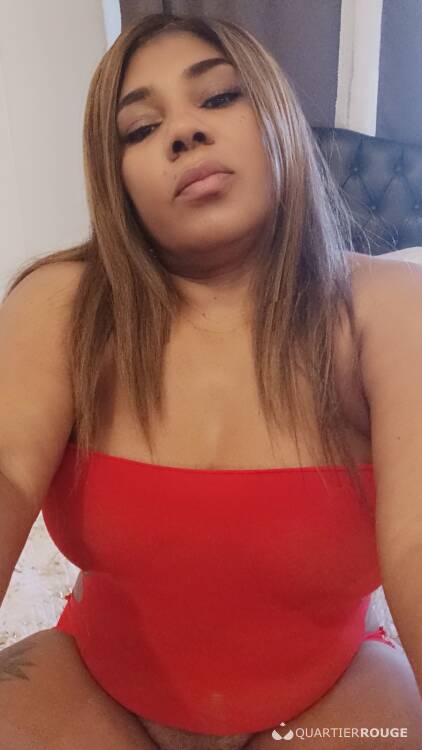 Priv&eacute; Yulieht calentona