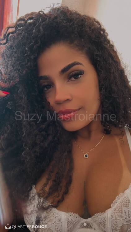 Priv&eacute; Suzy Mastroianne