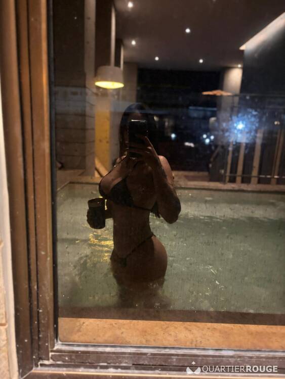 Priv&eacute; Jade zarzurk