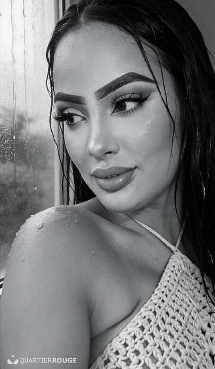 Priv&eacute; Karoline Andrade