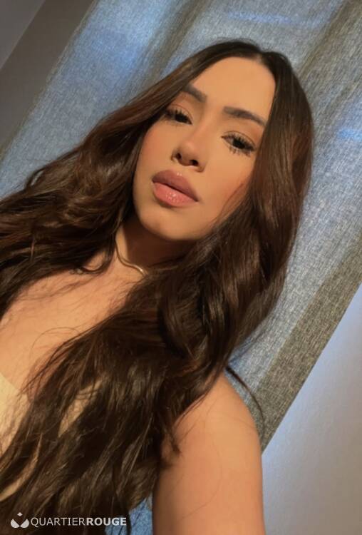 Priv&eacute; Carol Lima