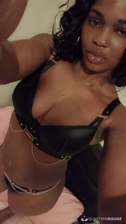 Priv&eacute; Whitney