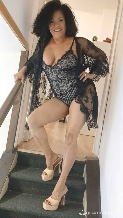 Priv&eacute; Debora Paiva