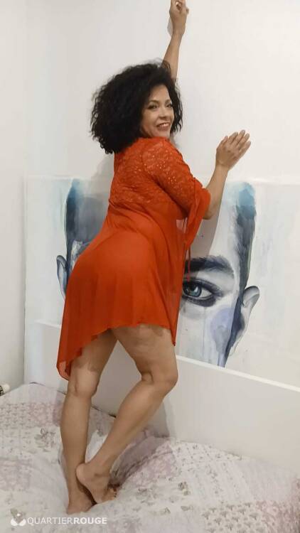 Priv&eacute; Debora Paiva