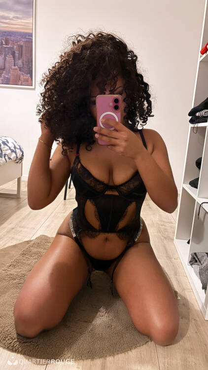 Priv&eacute; Yasmine_sexyy