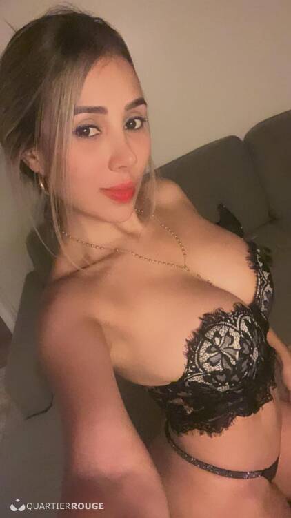 Priv&eacute; Raquel