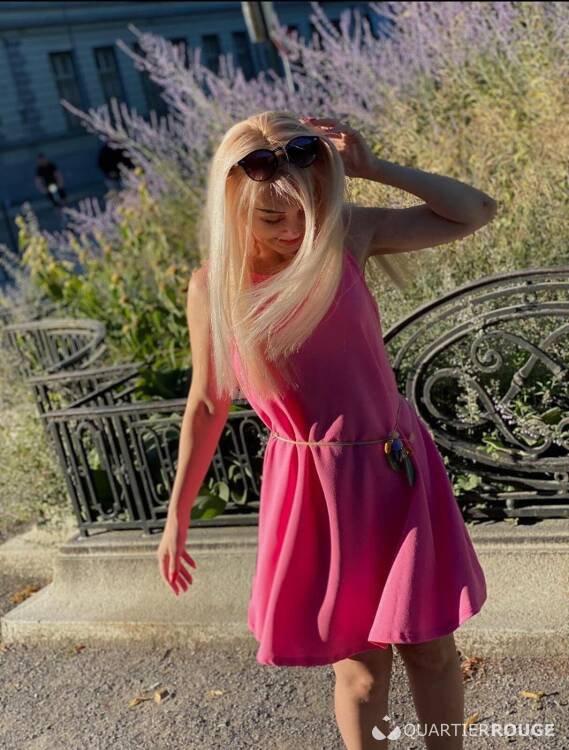 Priv&eacute; Carolina hot