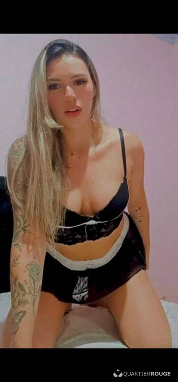 Priv&eacute; Larissa Souza