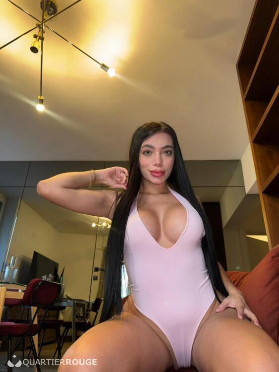 Priv&eacute; Amirah