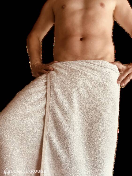 Escort Kaan Bi XL Versatile