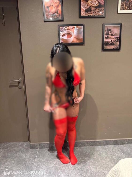 Escort Lena Rigate (20ans)