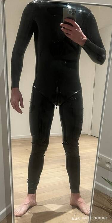 Libertins Soumis latex