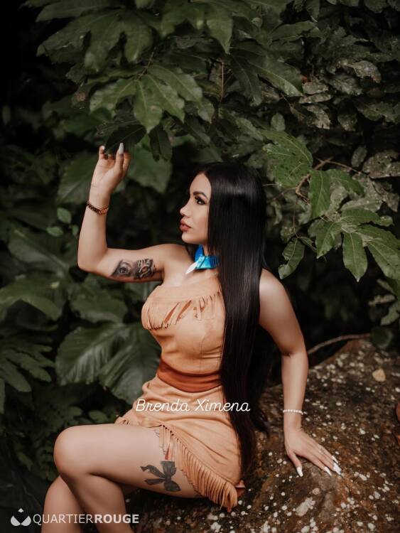 Privé Anthonella yturbe