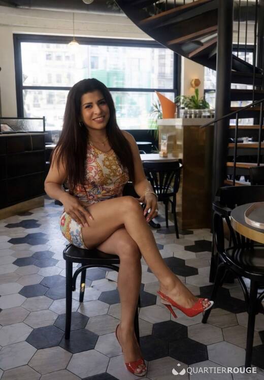 Priv&eacute; Mia transsexual