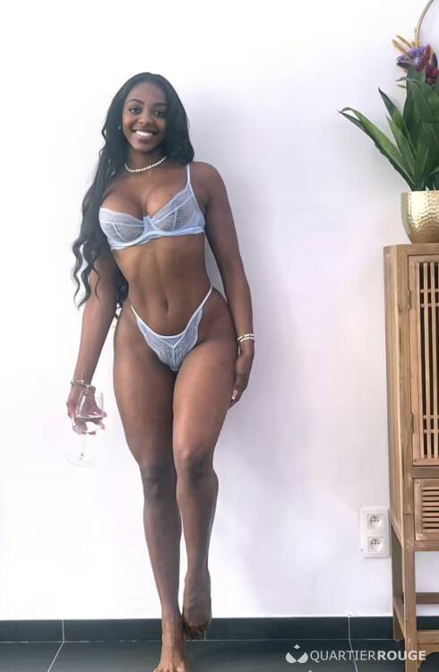 Privé Bianca latina