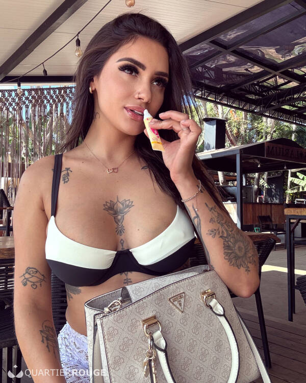 Priv&eacute; Melissa girlfriend