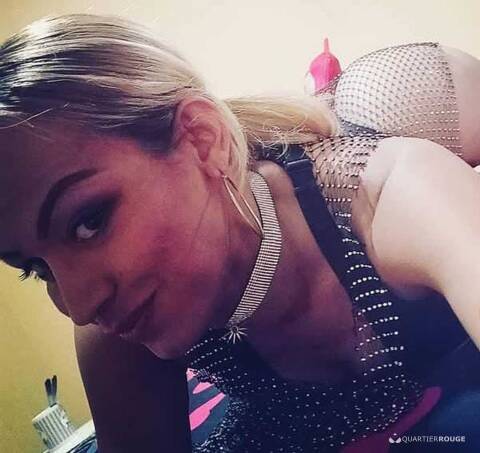 Privé Hanna transexual