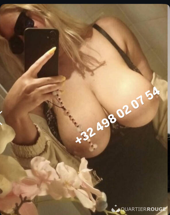 Privé éjacule dans ma bouche / Maarianna