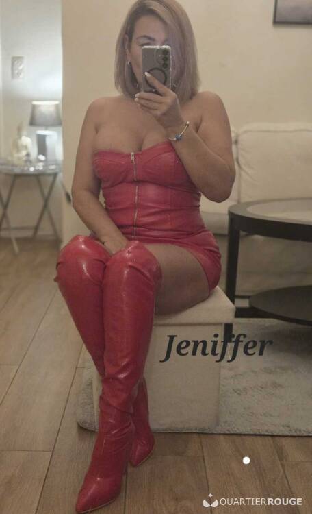 Priv&eacute; Jeniffer hot