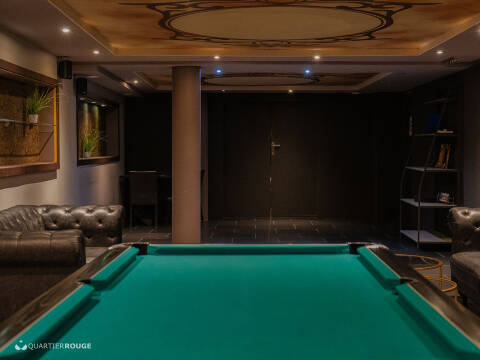 Privé Nos 25 hôtesses