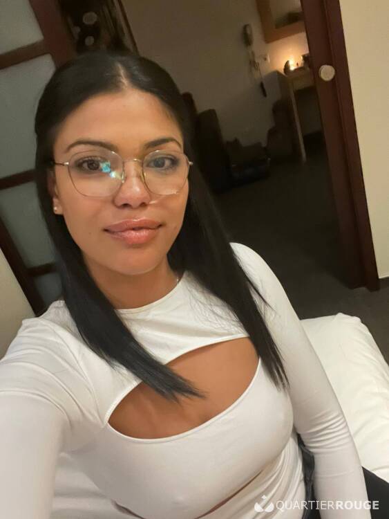 Escort Adda