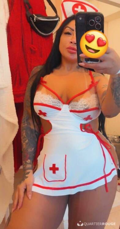 Priv&eacute; REBECA COQUINE