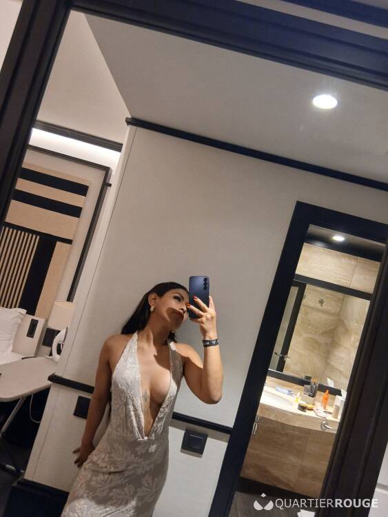 Priv&eacute; Zendaya