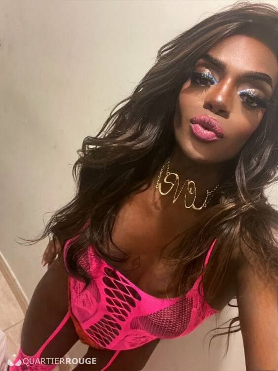 Priv&eacute; Thassia Vicentinny