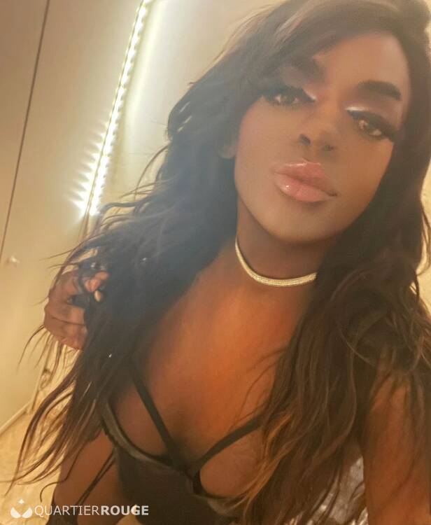 Priv&eacute; Thassia Vicentinny