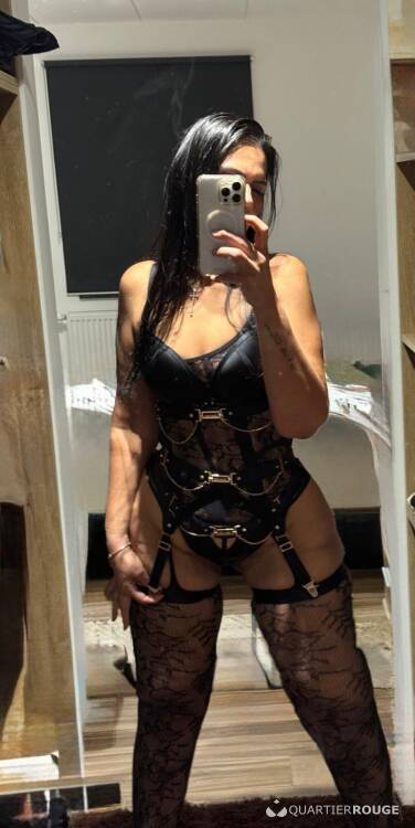 Priv&eacute; Alicie Sexy