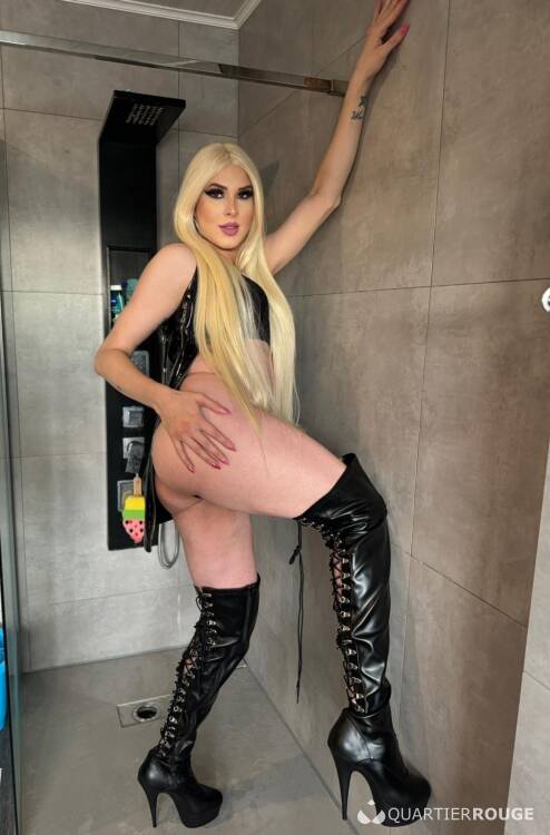 Privé Scarlett
