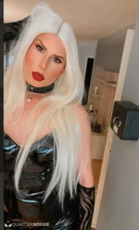 Privé Scarlett