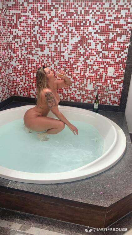 Privé Jenifer