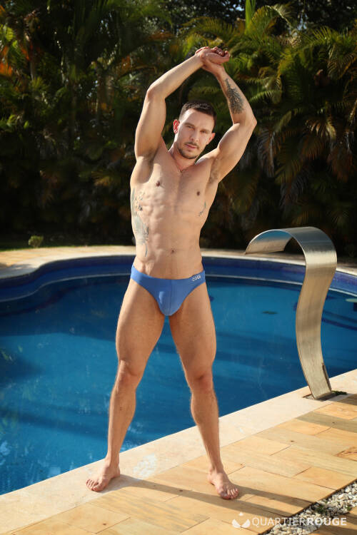 Escort Davi_