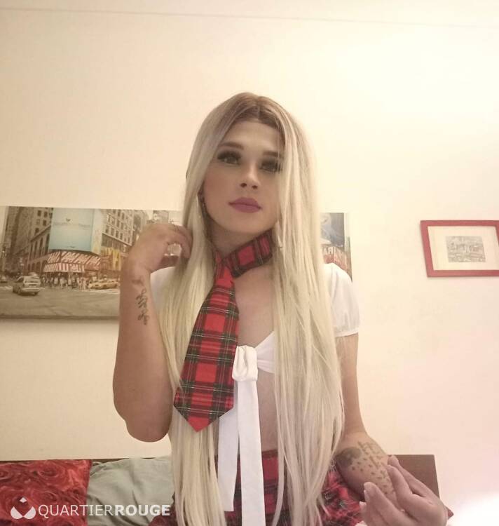 Privé MELANY MONTOYA