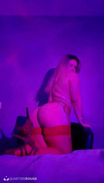 Priv&eacute; Mirrella louisy