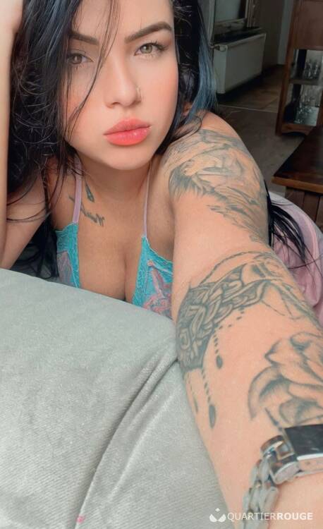 Privé Juju Reine de l\'anal