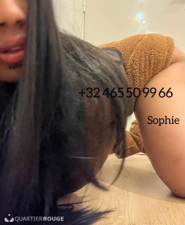 Privé Sophie Cubain