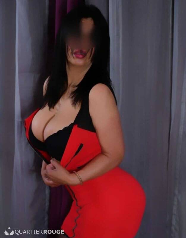 Angelina  paradise (Photo)