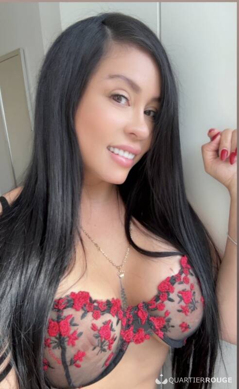 Valentina caliente (Photo)