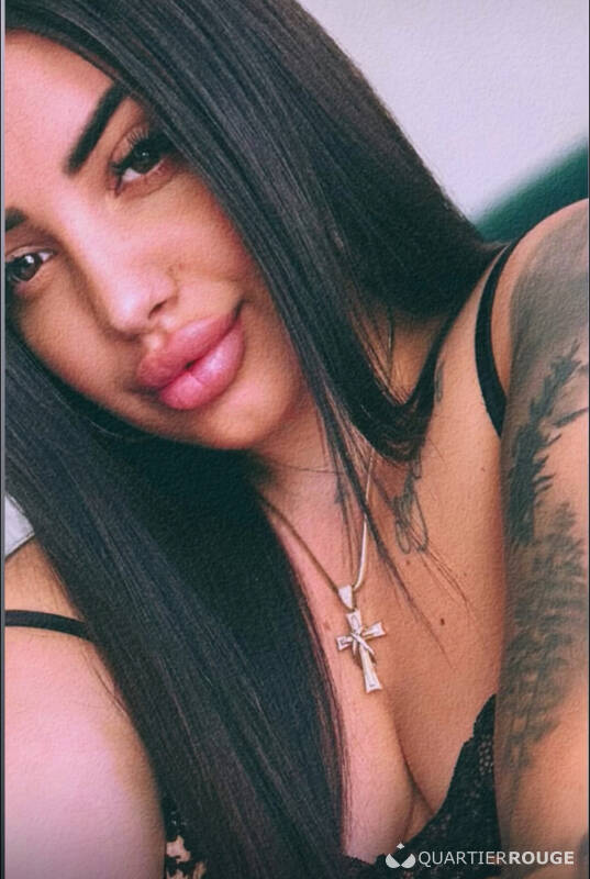 Melek (Photo)