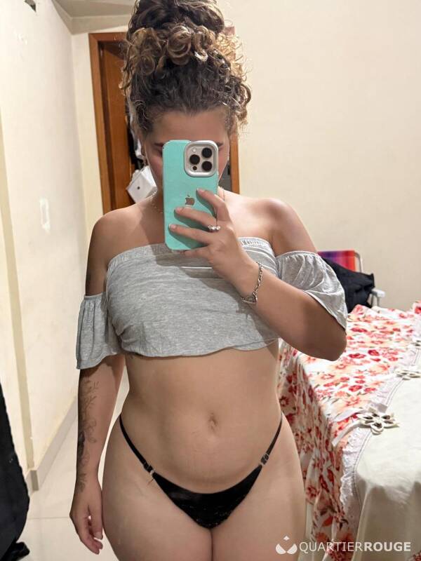 Akira latina (Photo)