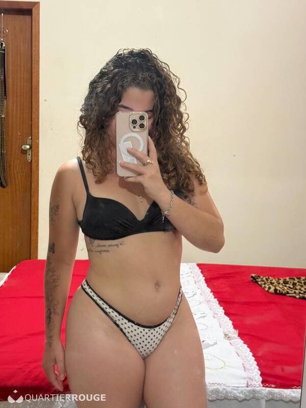 Akira latina (Photo)