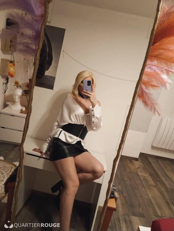 Monica (Photo)
