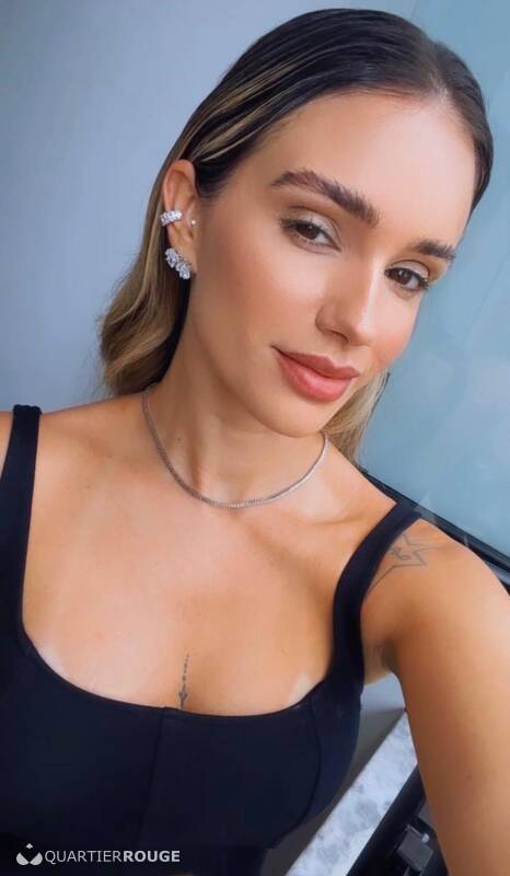 Isis Nouveau (Photo)