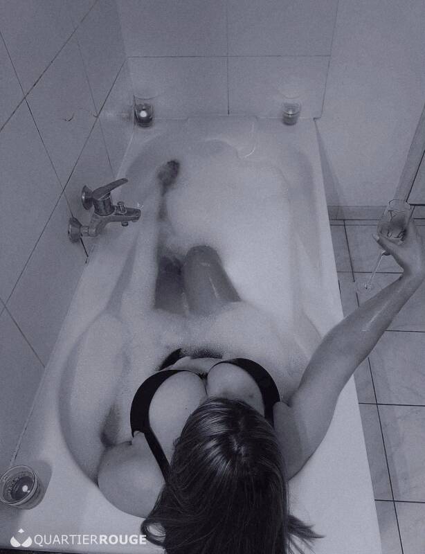 Alesya (Photo)