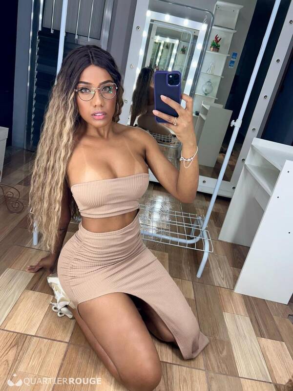 Mirella (Photo)