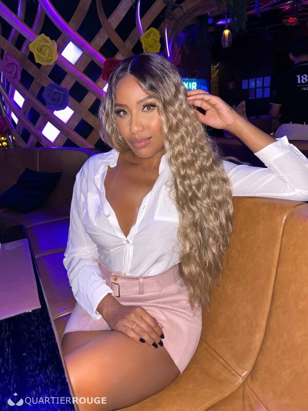 Mirella (Photo)